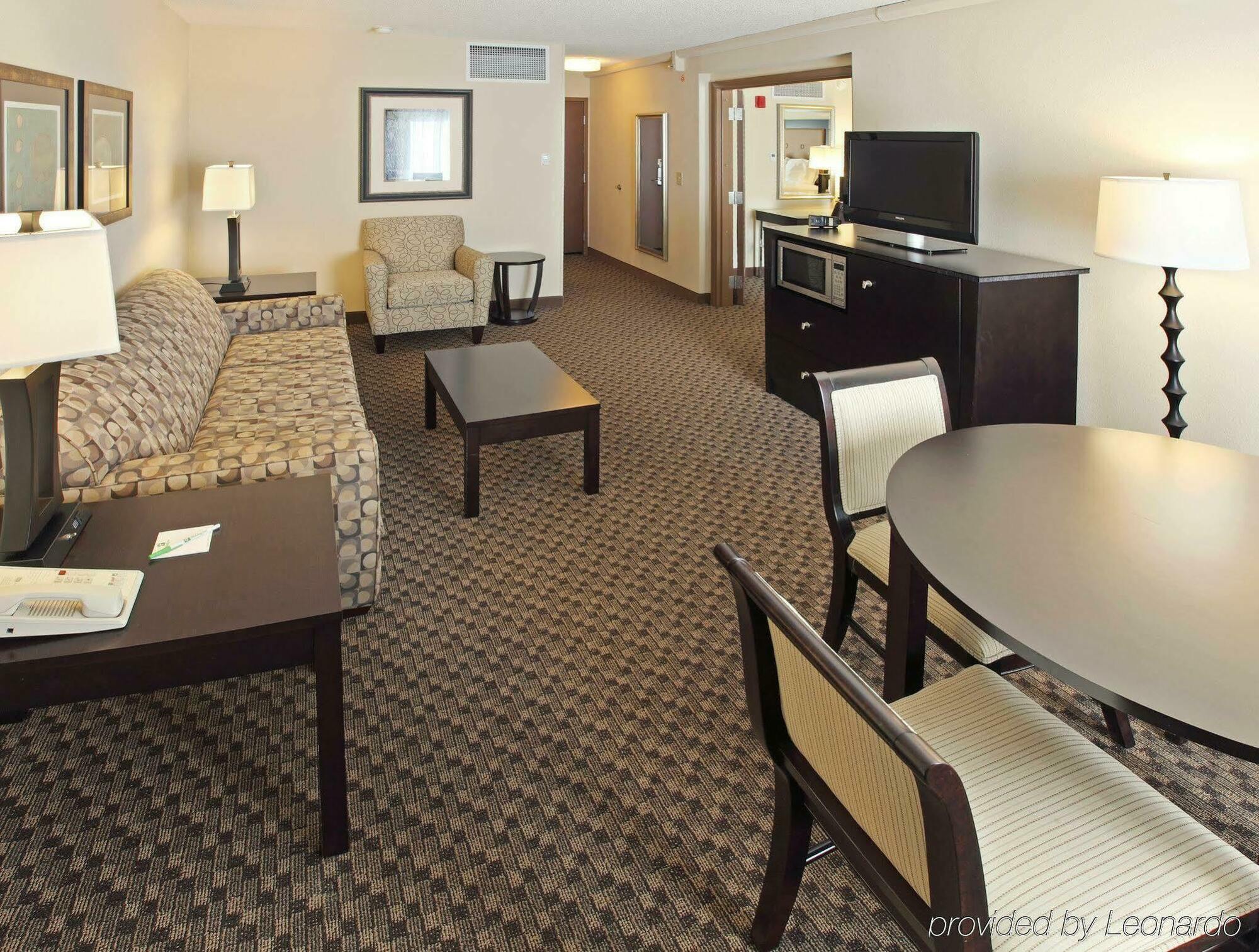 Holiday Inn Little Rock-Airport-Conference Center By Ihg Экстерьер фото